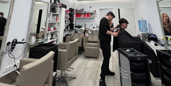 Salón de Belleza y Peluquería en Benidorm – Salón José Carmona